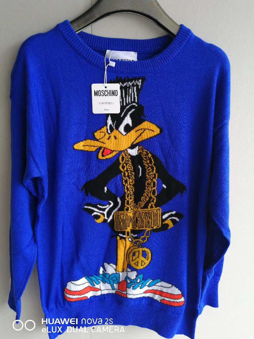 深圳服装回收,快速解除积压服装尾货的烦恼