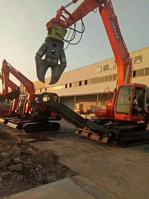 南京拆除工程工厂拆除厂房拆除化工设备