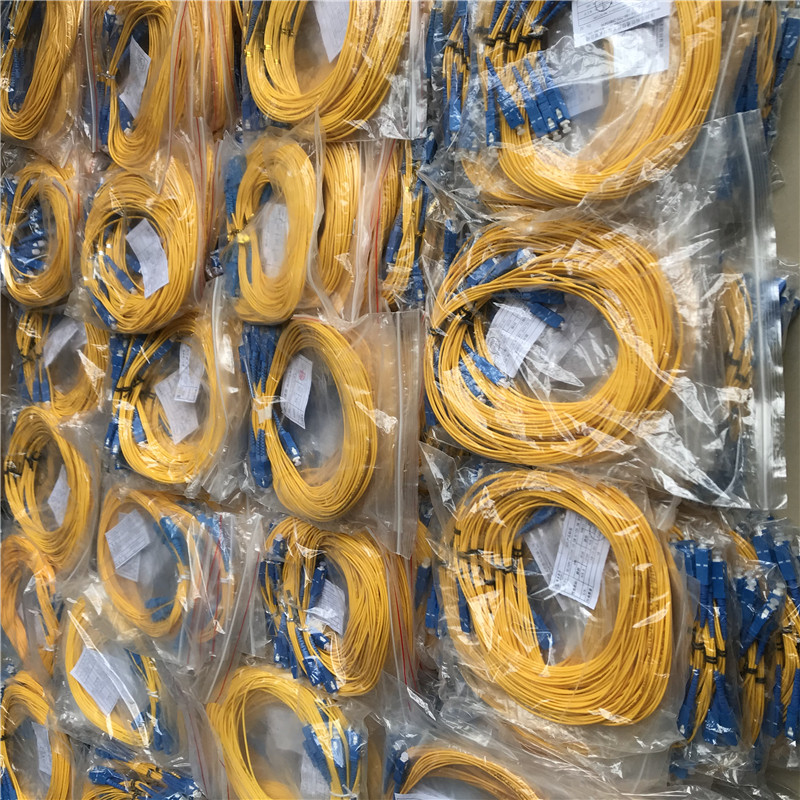 荆门回收1.5米12芯圆头尾纤回收12芯SC尾纤