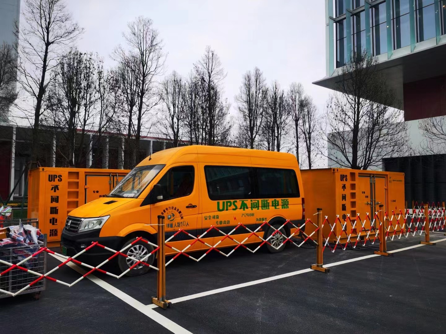 东阳市租大功率发电机UPS电源出租