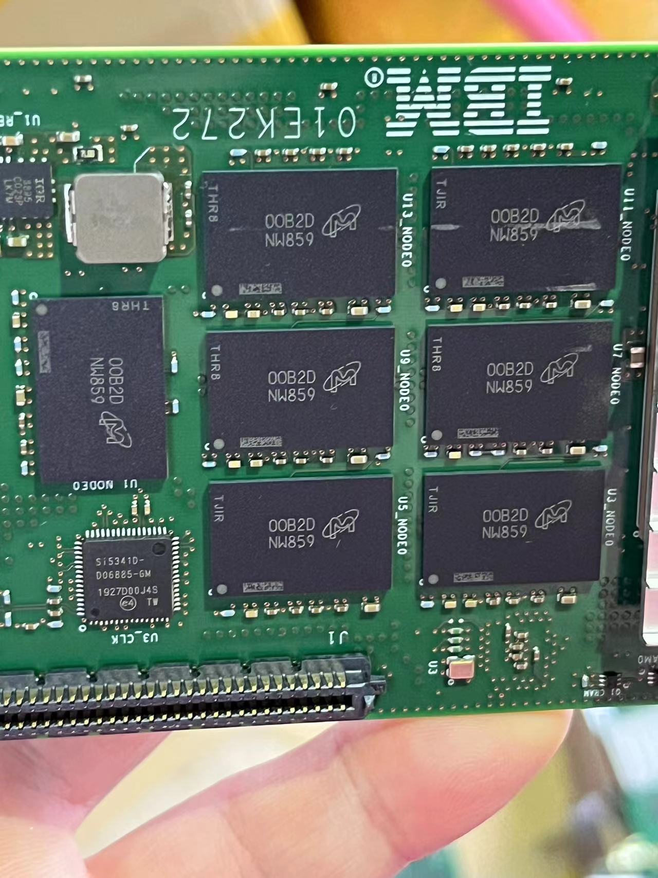 MT29F256G08CJAABWP-12Z:A英特尔JS29F16B08JCNE1