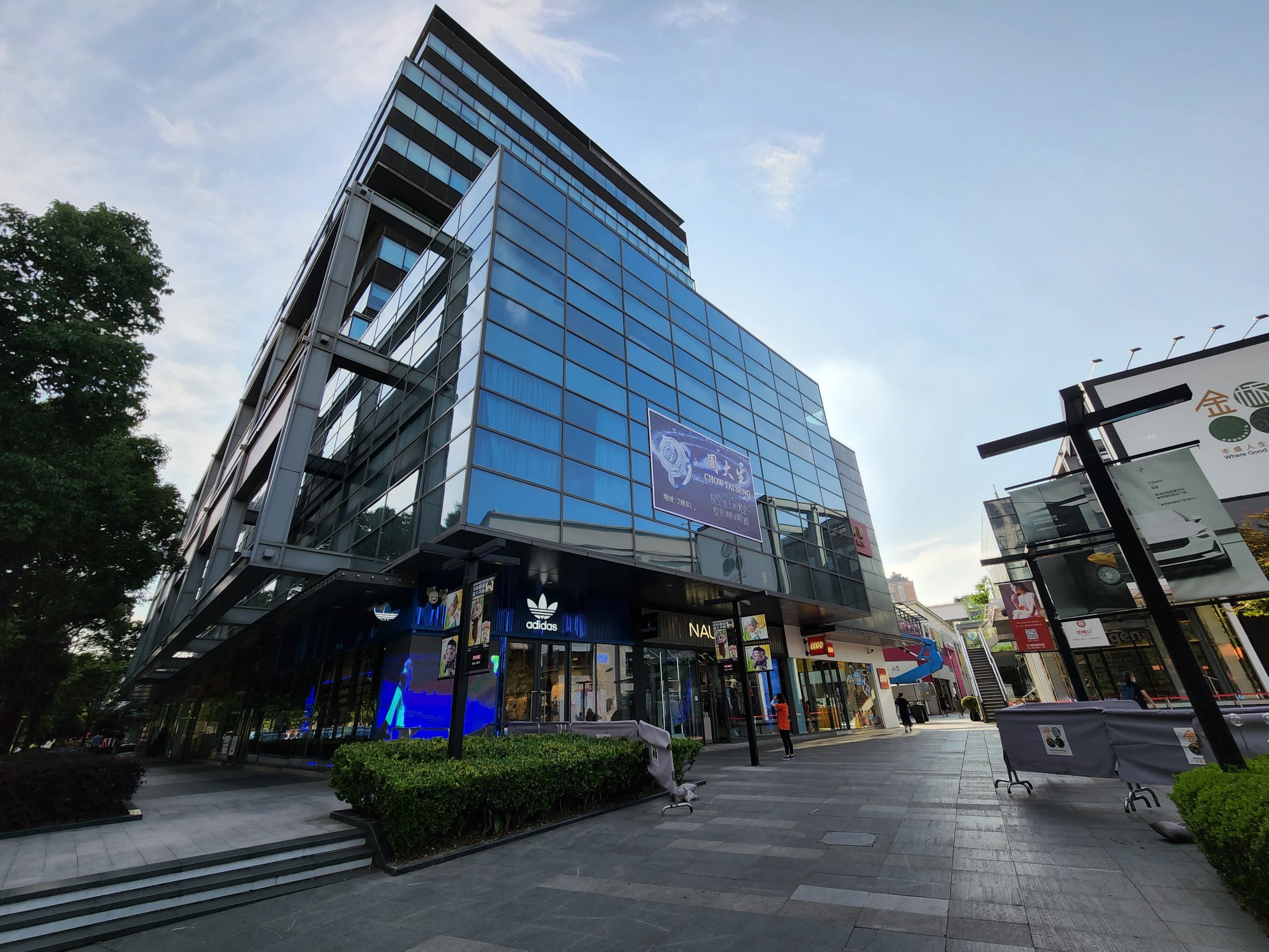 金桥国际商业广场办公楼租赁部