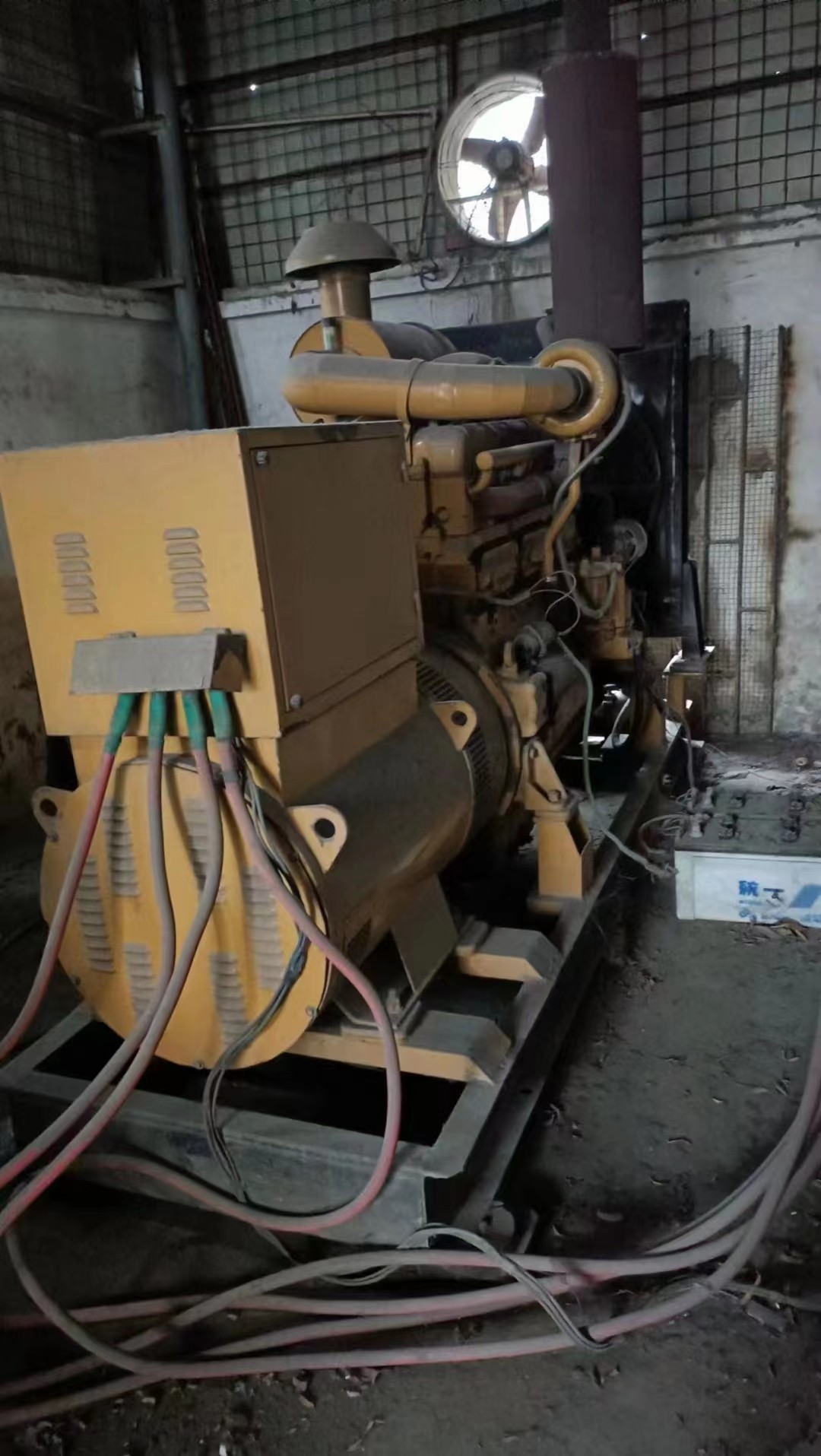 商丘市睢阳出租2000KW发电机大型活动移动电源噪音低废弃少
