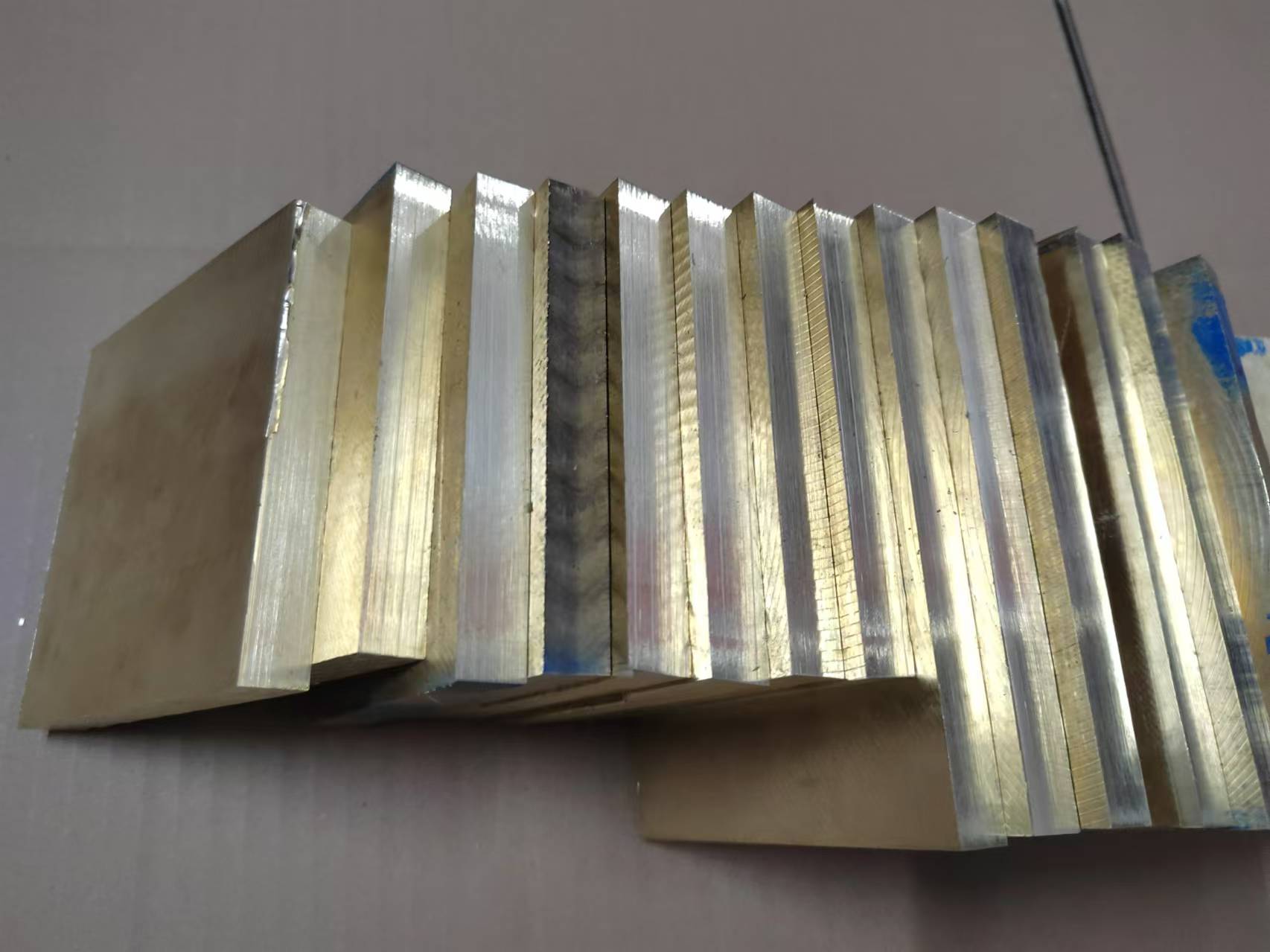 CuAl10 Fe3 Mn2铝青铜