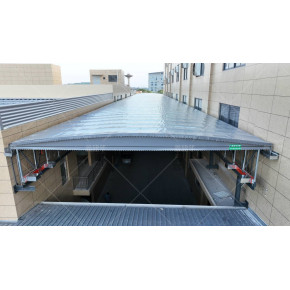 湖南移动伸缩雨棚 带点隔热效果