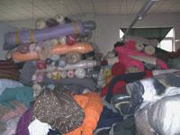 回收库存服装回收服装面料回收库存面料联系18667195988