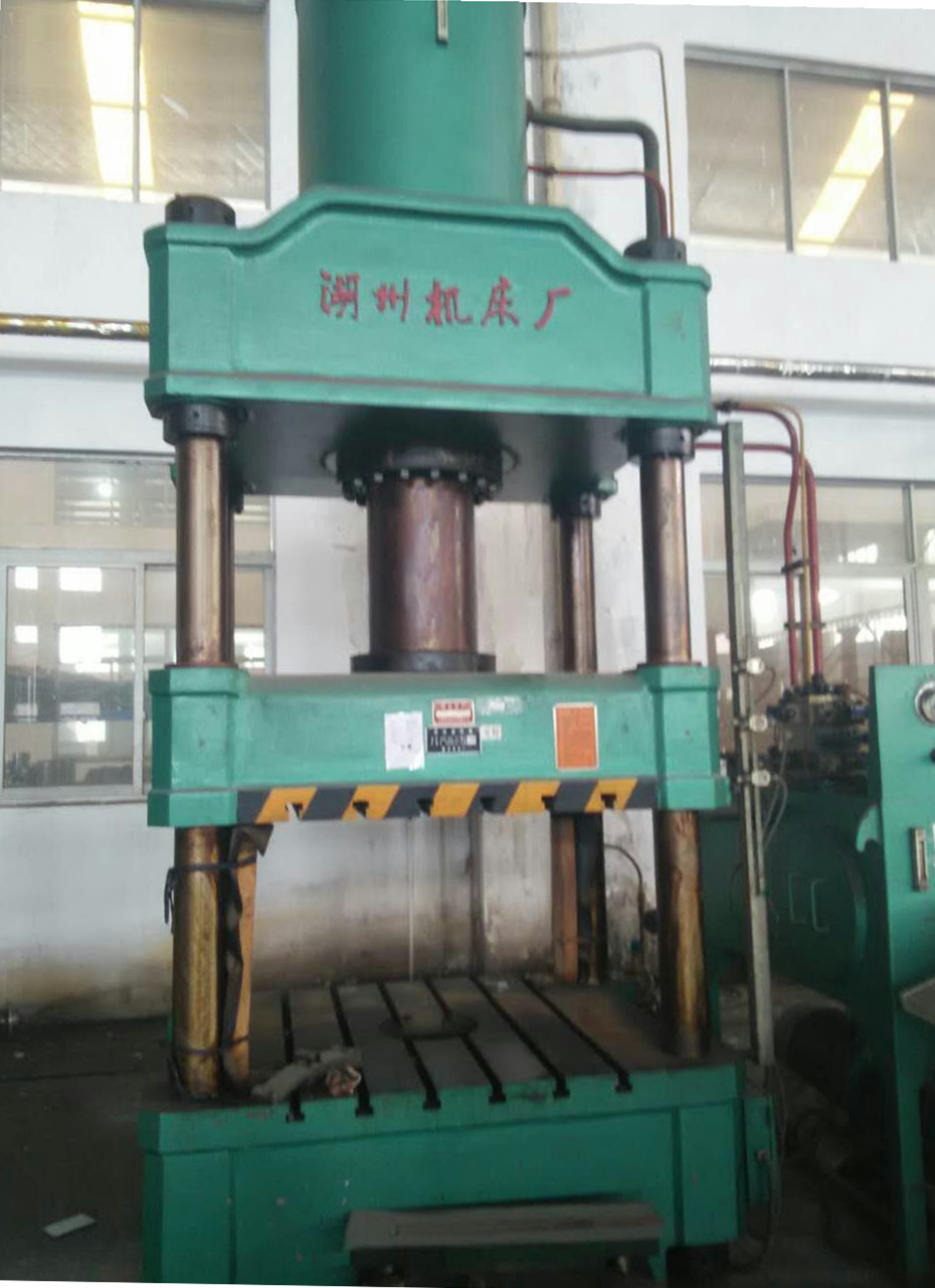 求购二手湖州产100吨、200吨、315吨、500吨四柱油压机