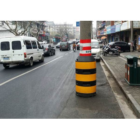 多功能电杆防撞墩