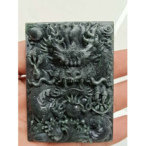 翡翠定制加工《龙牌》的寓意、什么意思