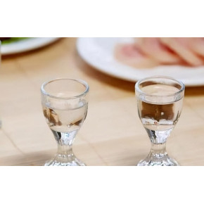 抖音店白酒类目商家如何报白开通？抖音酒类商家开店需要准备哪些资料？