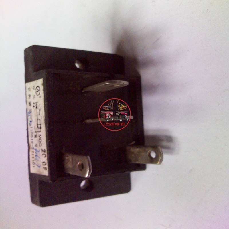 重庆亮运达牌H200-1自驱动内燃焊机生产厂家