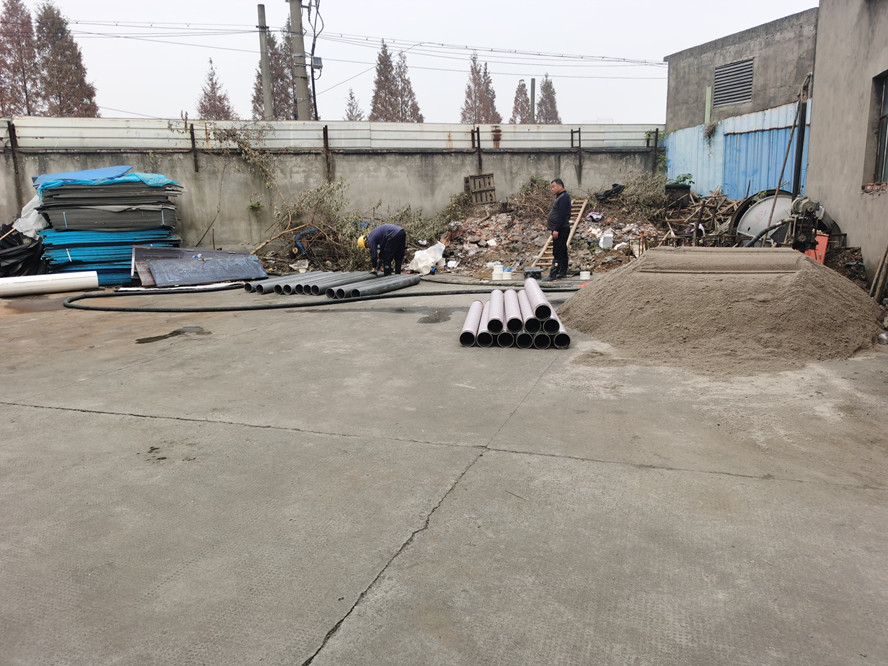 如皋市九华镇附近钻井公司,打家用水泵小井  共赢钻井施工队 周边村镇工业园打井,包出水