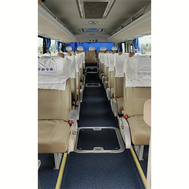 班车从龙岩到安顺客车汽车到哪个车站下车