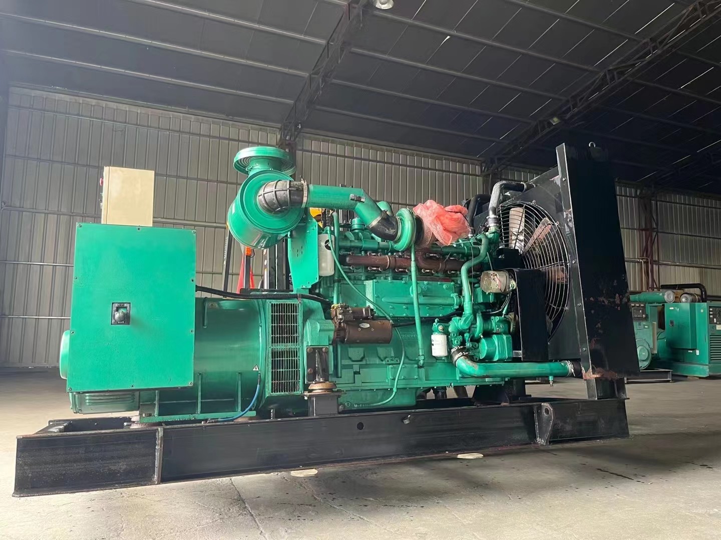 青岛市南300KW发电机租赁停电应急保电低油耗低噪音